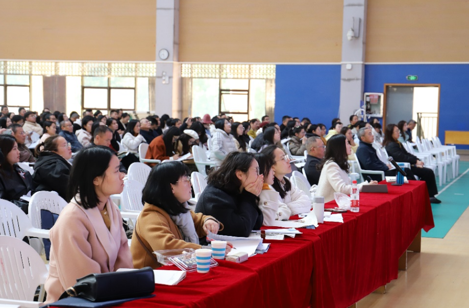 名师讲座启方向，课例观摩促精进   2024年九江市语文学科教师专业教学、教材培训暨高考语文研讨会在我校举行(图11)