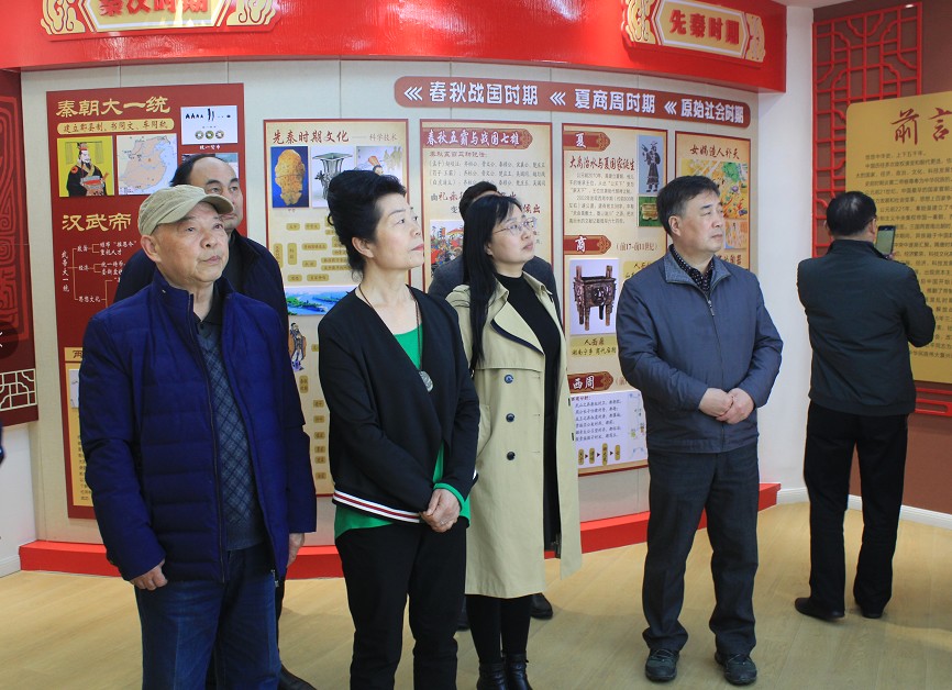 南昌县关工委参观濂溪区一中“三史馆”(图5)