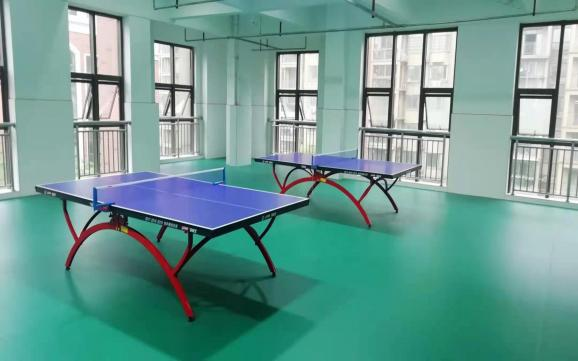 学党史 悟思想 办实事 开新局 ——区一中学党史办实事勇当“教育兴区”排头兵之一(图1) 学党史 悟思想 办实事 开新局 ——区一中学党史办实事勇当“教育兴区”排头兵之一(图1)