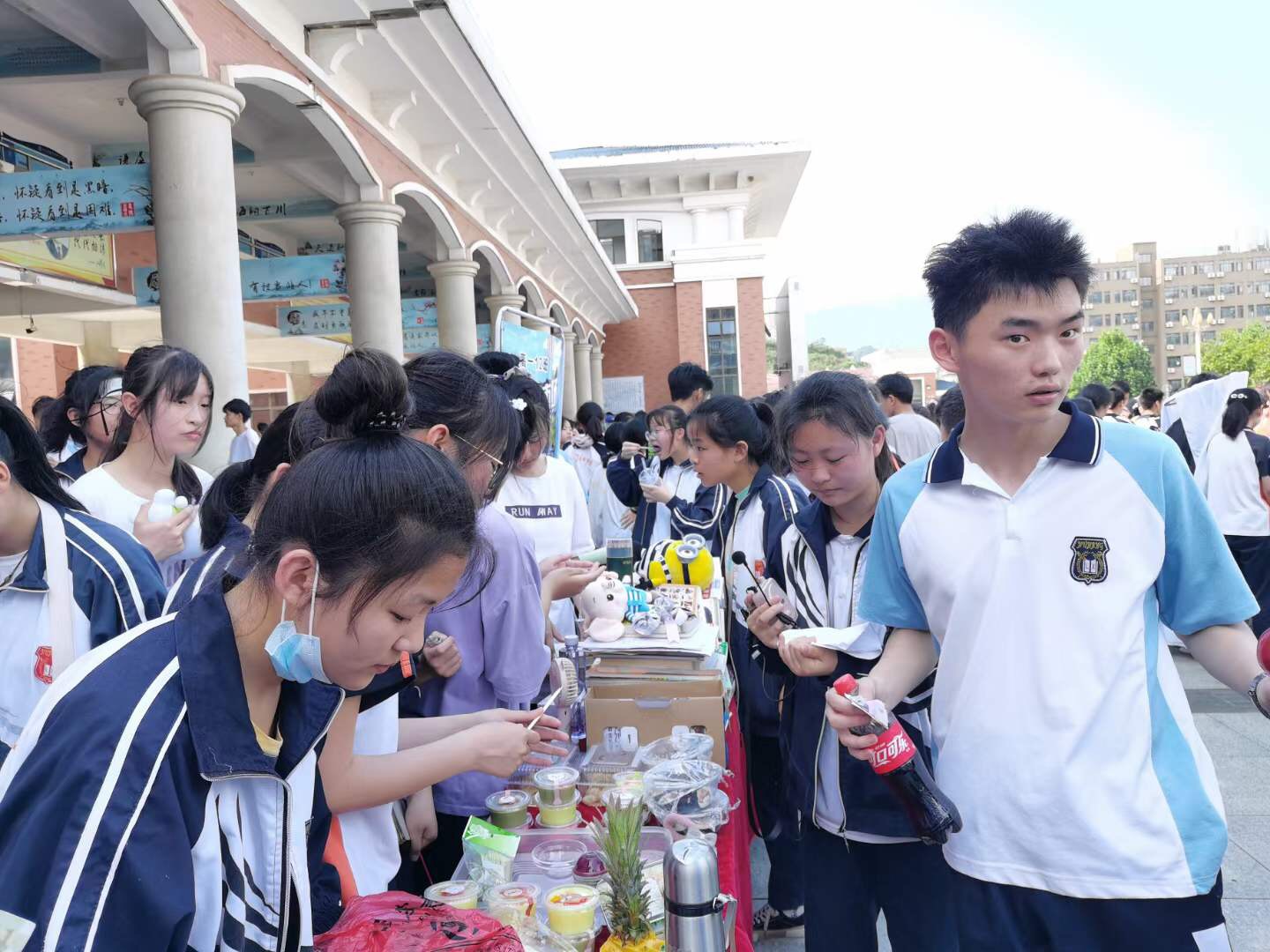 濂中高一年级跳蚤市场开市啦！(图5)